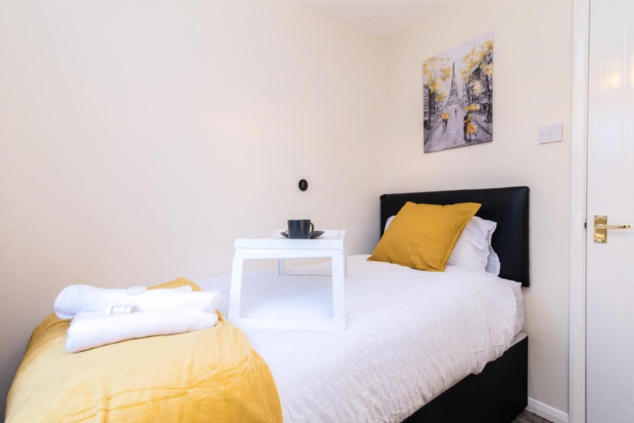 Coventry- Perchfoot 3 Bedroom Contractor And Pet-Friendly Spacious House By Sublime Stays Ngoại thất bức ảnh
